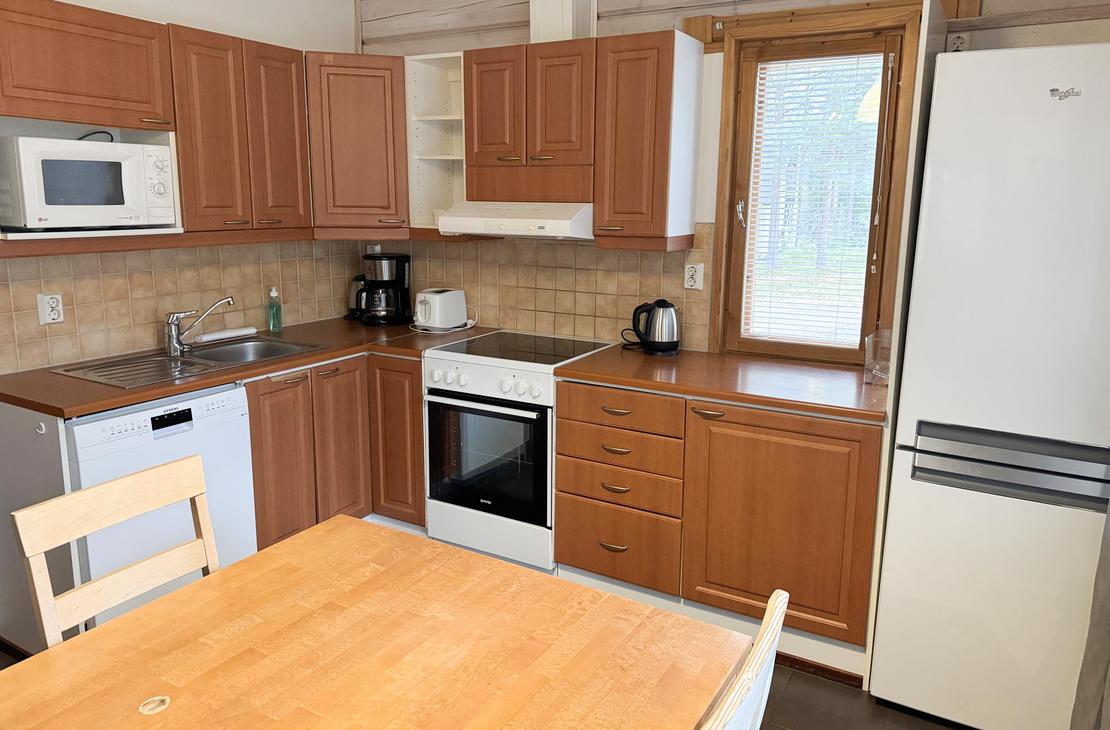 Lumekkaantie 4A keittiö