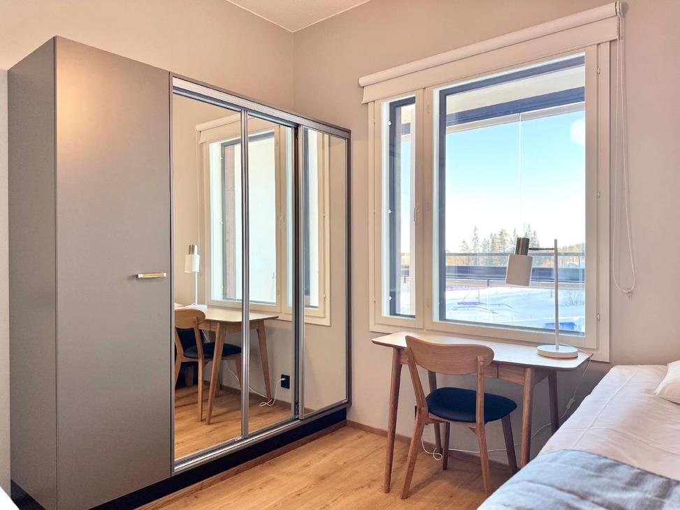 Ski-Inn magamistuba ja tööruum