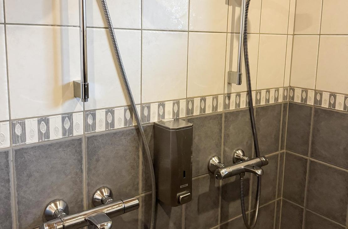 Saniaistie 8B kylpyhuone