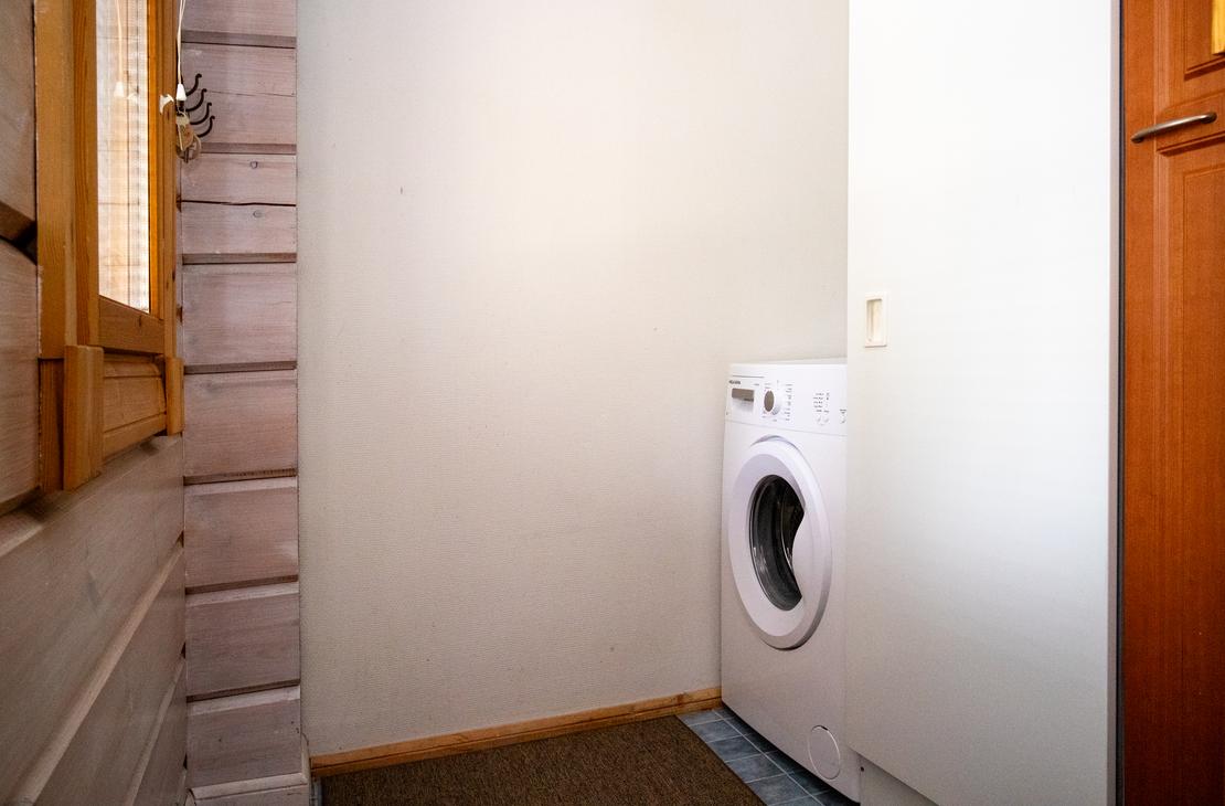 Lumekkaantie 4A kodinhoitohuone