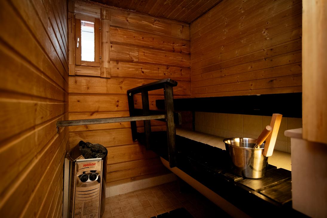 Lumekkaantie 4A sauna