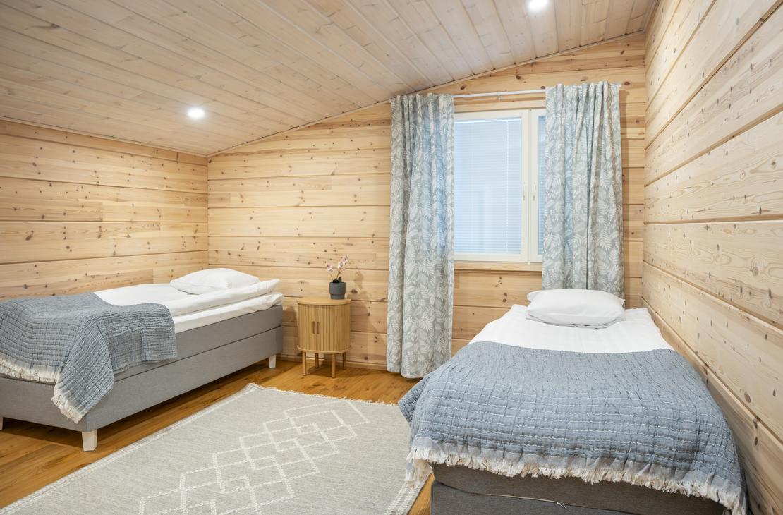 siltasaari yläkerta makuuhuone 2