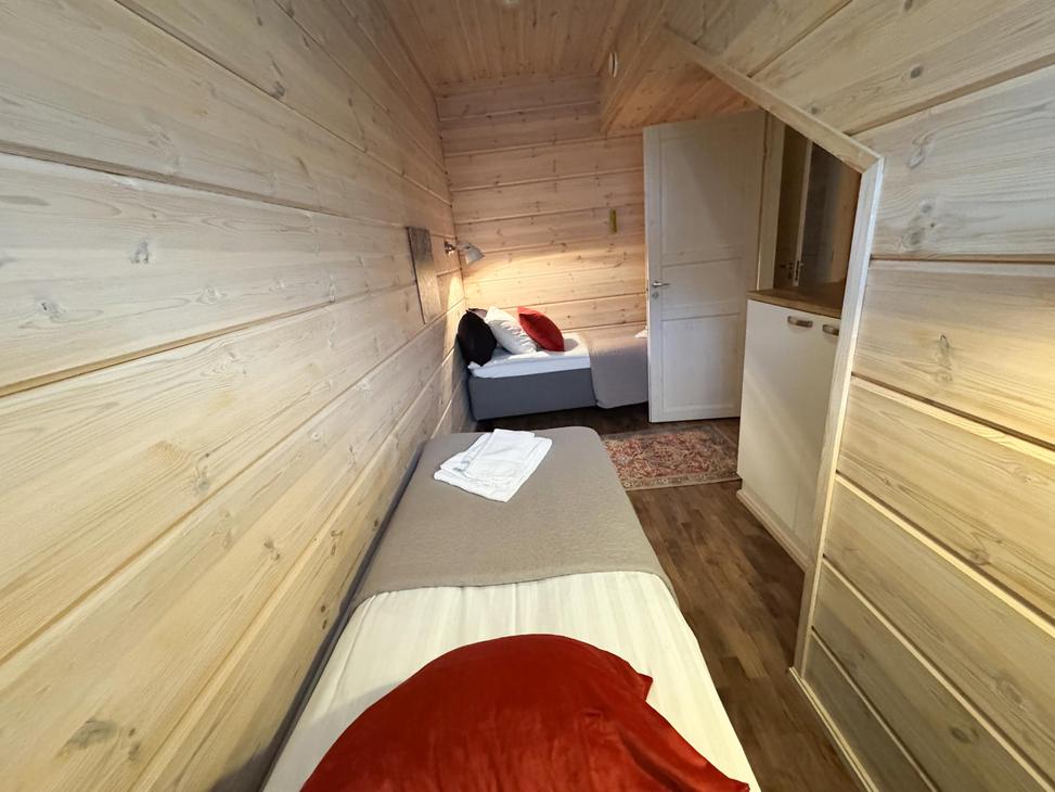 Saniaistie 8B Makuuhuone 4