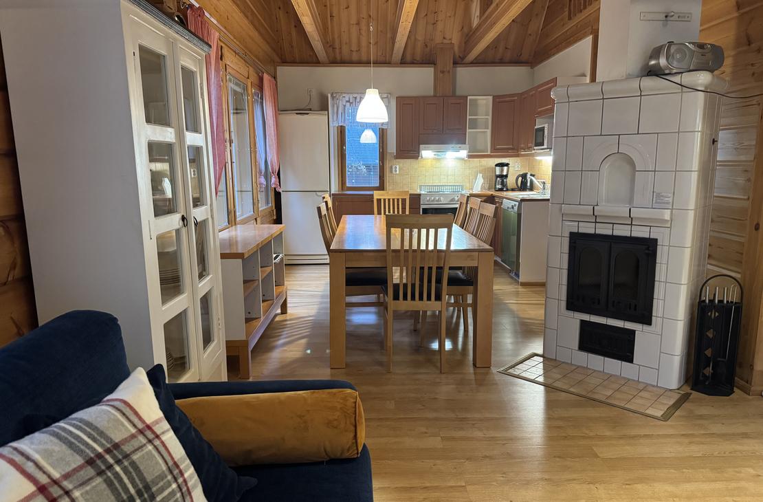 Lumekkaantie 4B keittiö