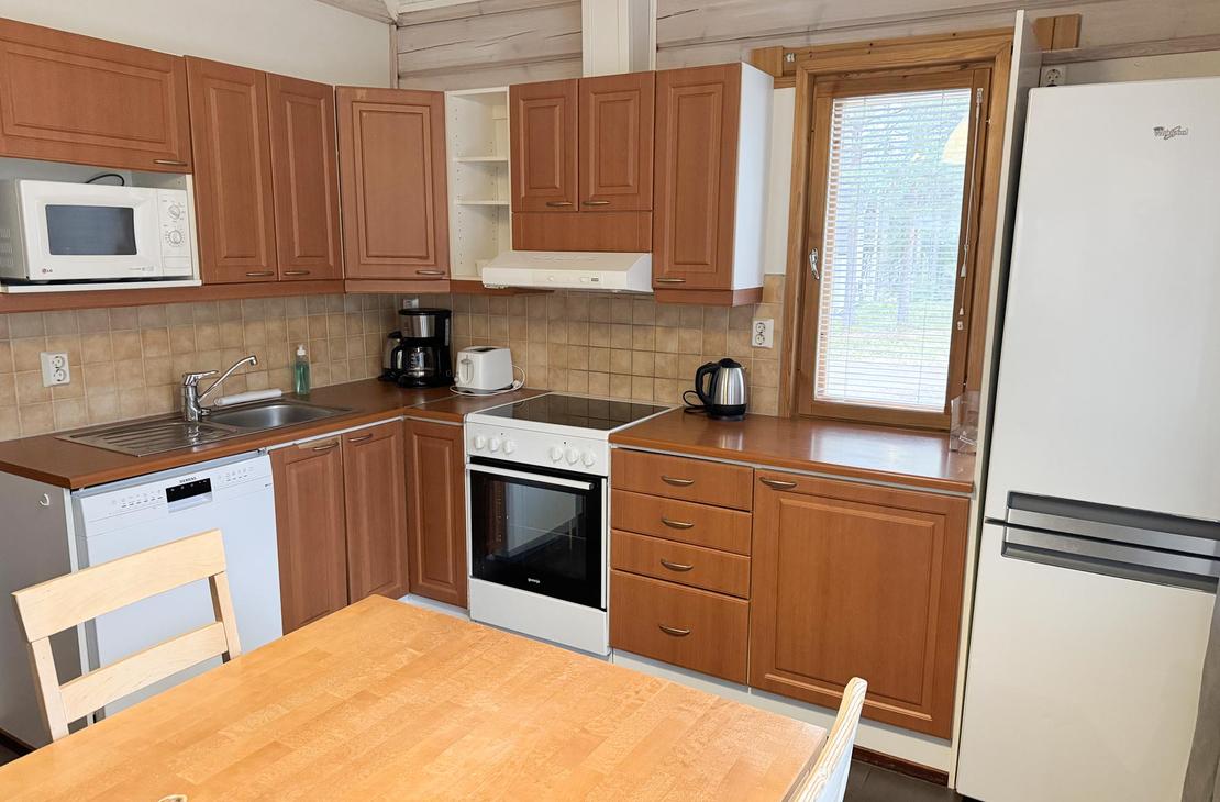 Lumekkaantie 4A keittiö