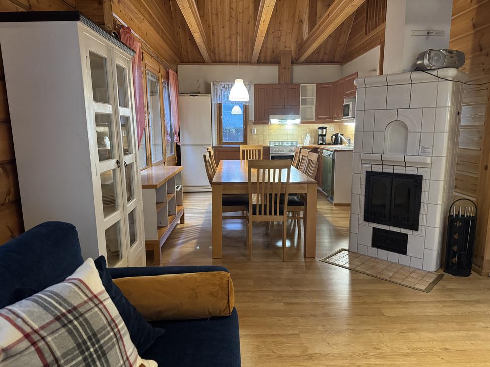 Lumekkaantie 4B keittiö