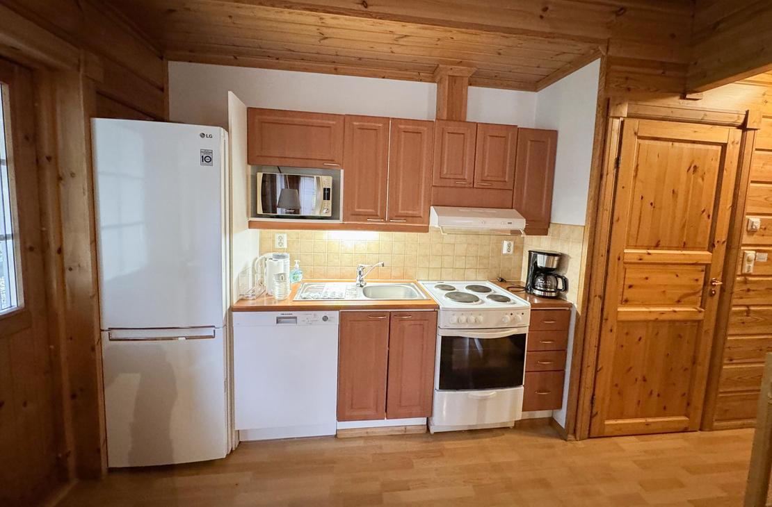 Lumekkaantie 2A keittiö